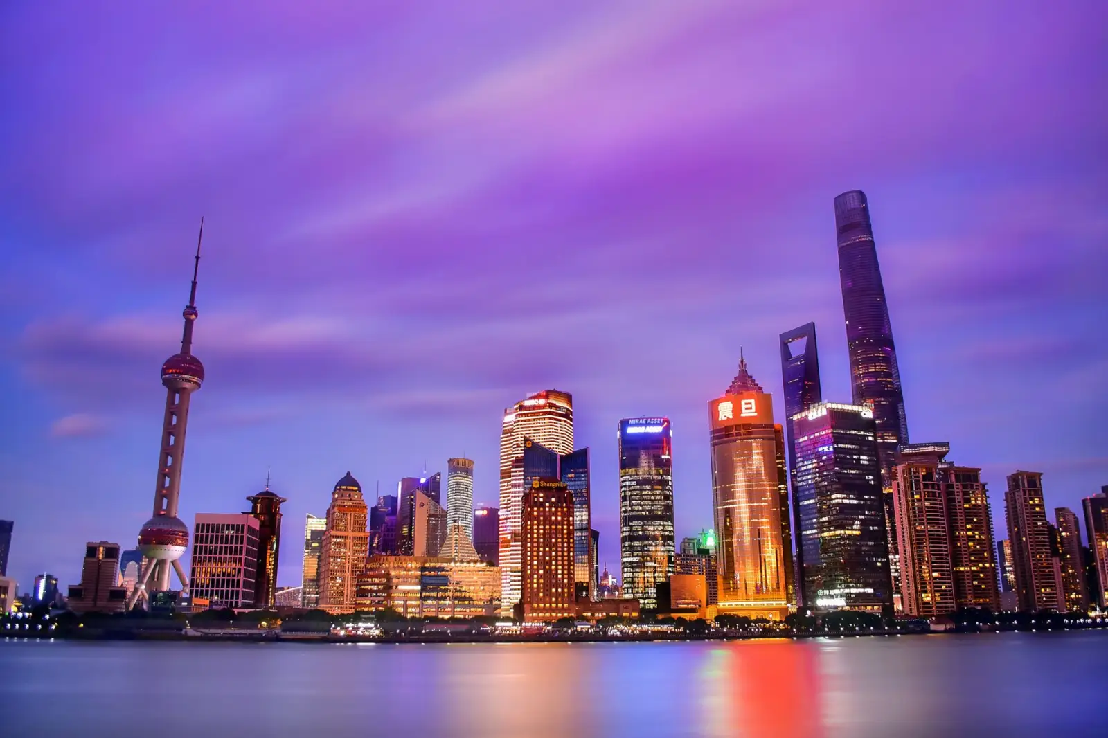 2024年上海品牌传播新趋势:企业宣传片在数字营销中的核心价值正文配图 1