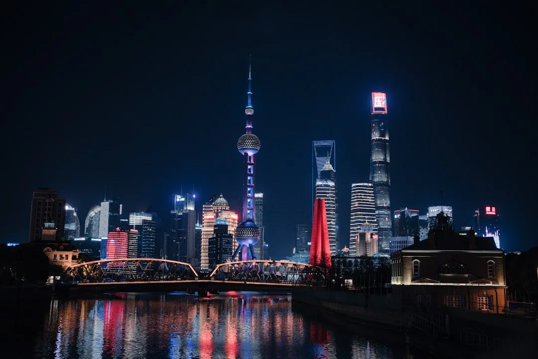 2025年企业宣传片制作趋势:上海影视技术升级与创意表达新方向正文配图 2